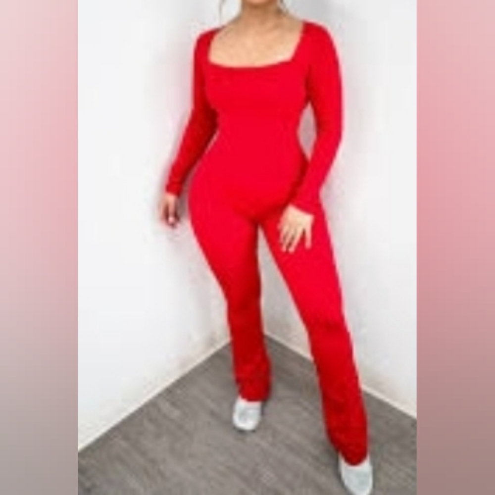 Elegant Scarlet Long-Sleeve Jumpsuit